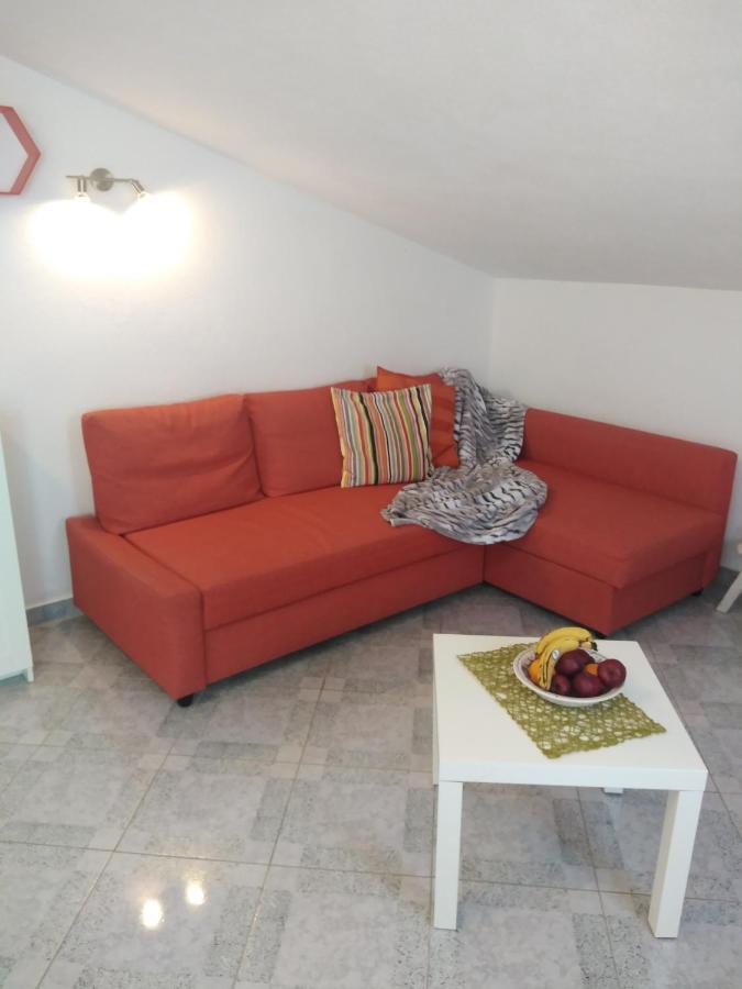 Apartment Nina *